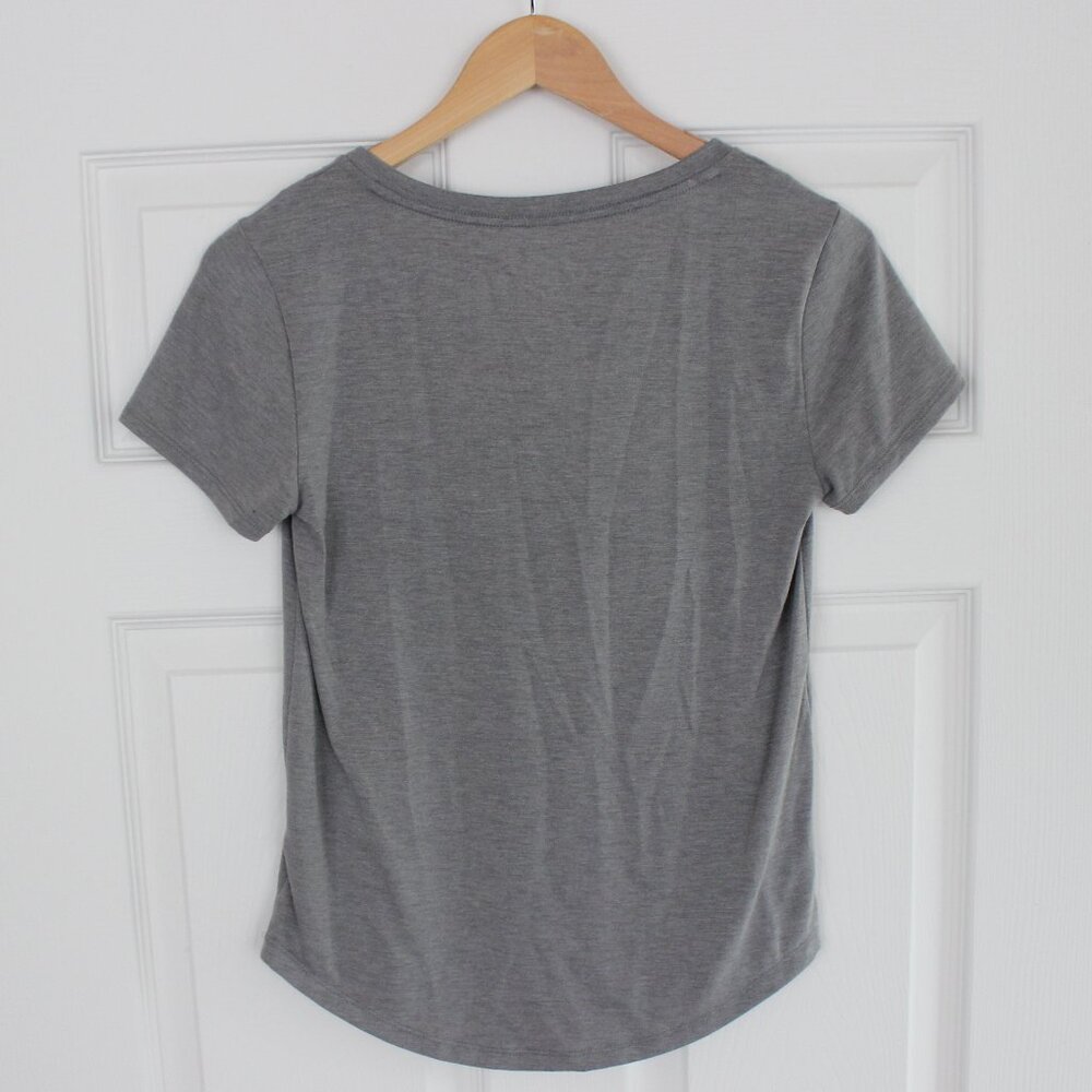 Aéropostale V Neck - Picture 5 of 7